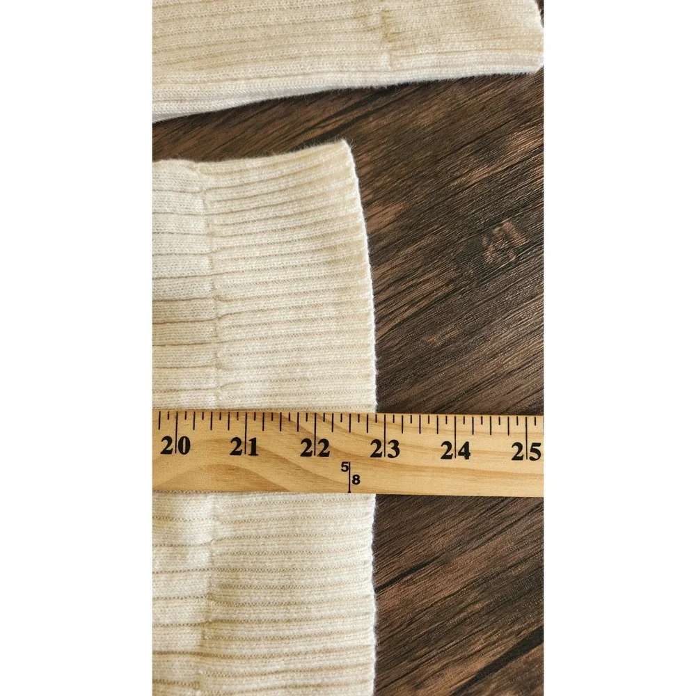 Lauren Ralph Lauren Cream Ribbed Shawl‎ Collar Sweater Gold Clasp Medium - Picture 7 of 7
